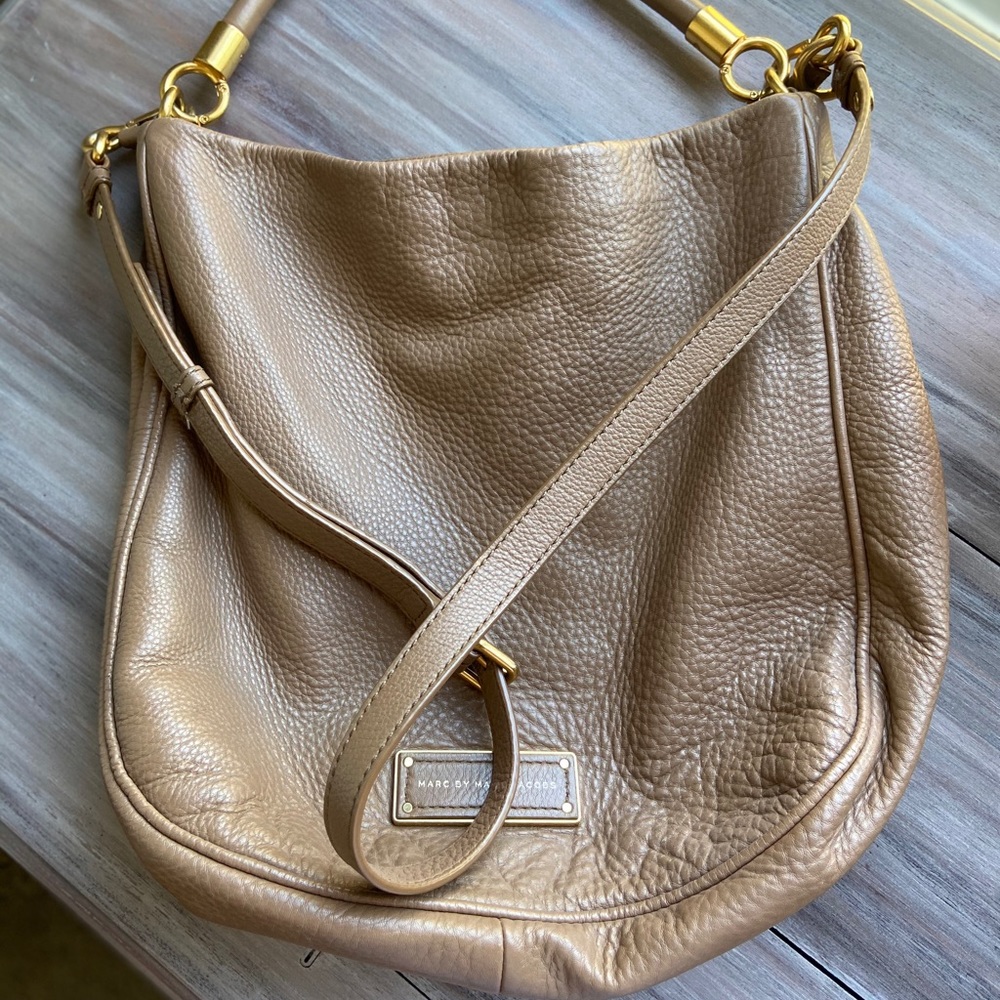 Marc Jacobs hobo bag with strap